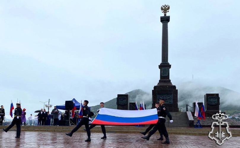 На Камчатке росгвардейцы приняли участие в праздничном мероприятии