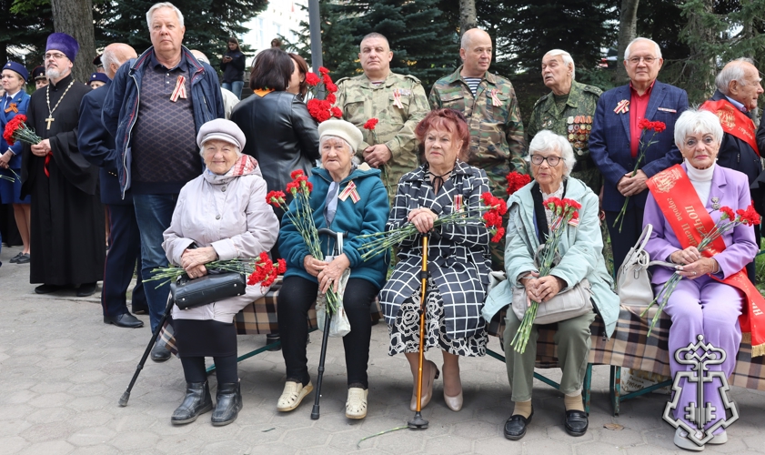 На Камчатке росгвардейцы приняли участие в памятном мероприятии