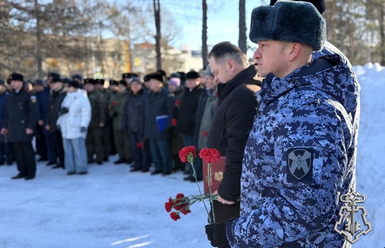 На Камчатке росгвардейцы почтили память воинов-интернационалистов