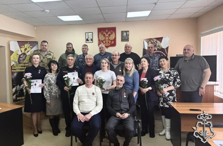 На Камчатке наградили сотрудников и ветеранов Росгвардии памятными медалями