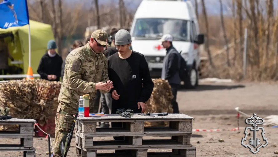 На Камчатке Росгвардия приняла участие в проведении военно-спортивной игры «Зарница 2.0»