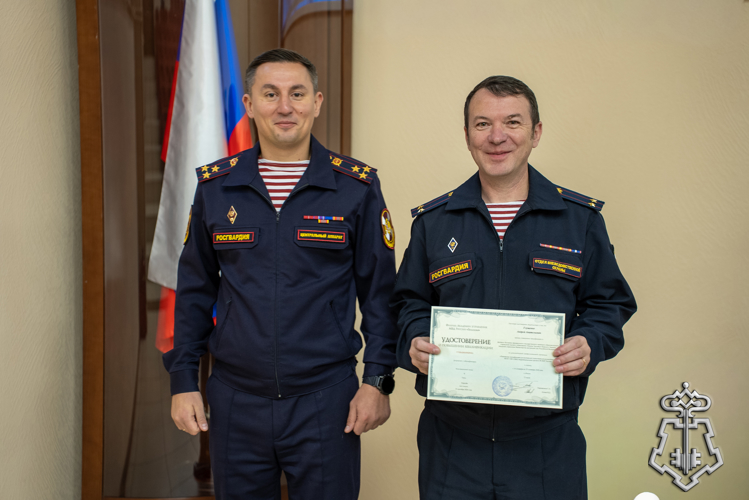 В Подмосковье завершились курсы повышения квалификации руководителей подразделений вневедомственной охраны Росгвардии
